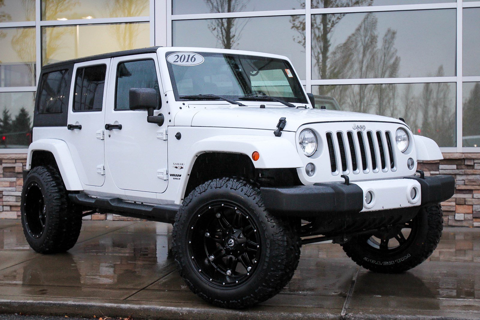 Pre-Owned 2016 Jeep Wrangler Unlimited Sahara Convertible in Bellevue