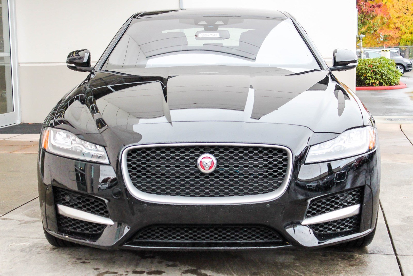 New 2018 Jaguar XF 35t R-Sport 4dr Car in Bellevue #90250 | Jaguar Bellevue